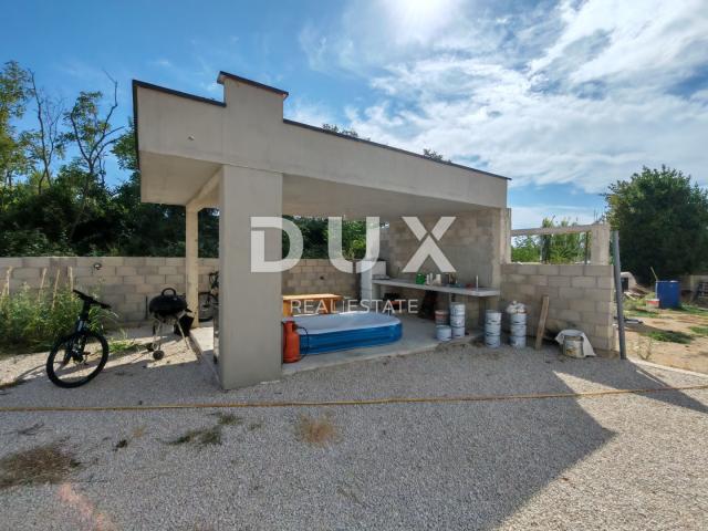 ZADAR, ZUKVE - Spacious semi-detached house with pool! New construction! B