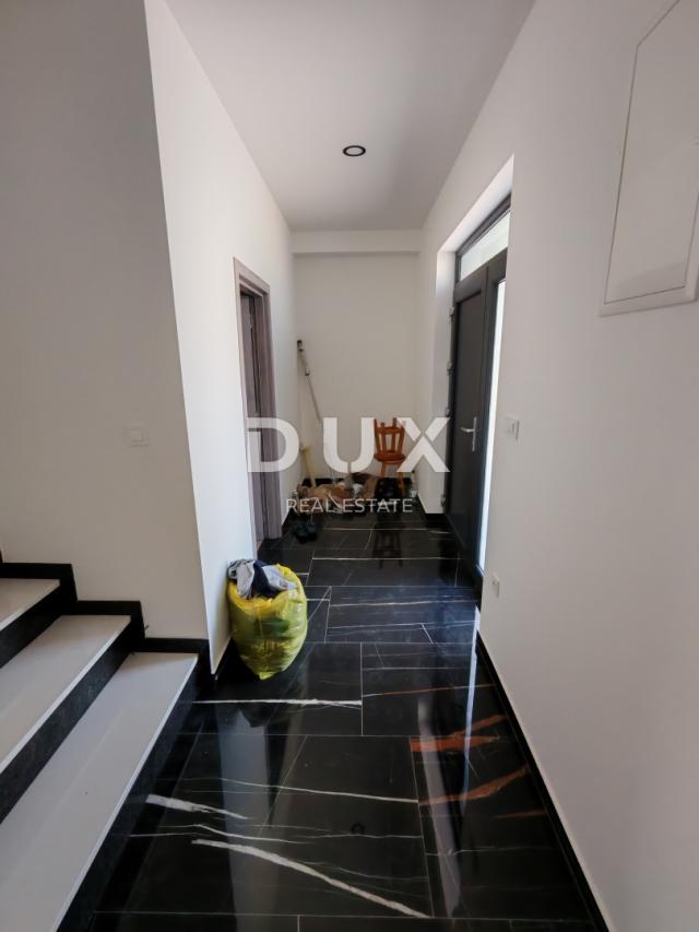 ZADAR, ZUKVE - Spacious semi-detached house with pool! New construction! B