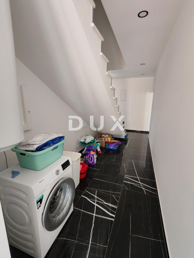 ZADAR, ZUKVE - Spacious semi-detached house with pool! New construction! B