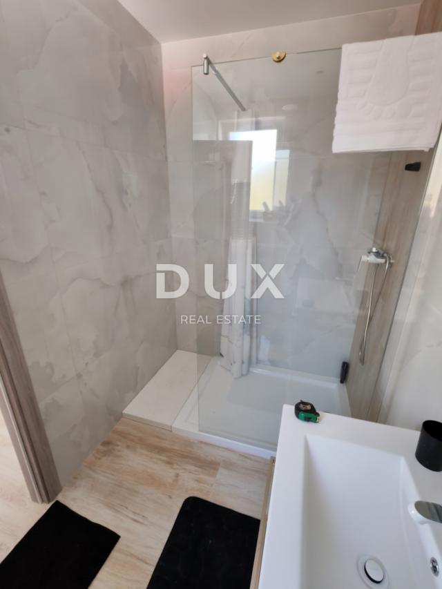 ZADAR, ZUKVE - Spacious semi-detached house with pool! New construction! B