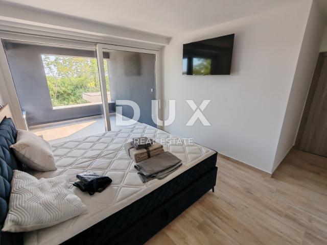 ZADAR, ZUKVE - Spacious semi-detached house with pool! New construction! B