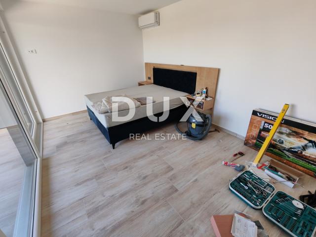 ZADAR, ZUKVE - Spacious semi-detached house with pool! New construction! B