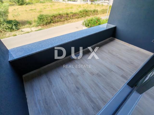 ZADAR, ZUKVE - Spacious semi-detached house with pool! New construction! B