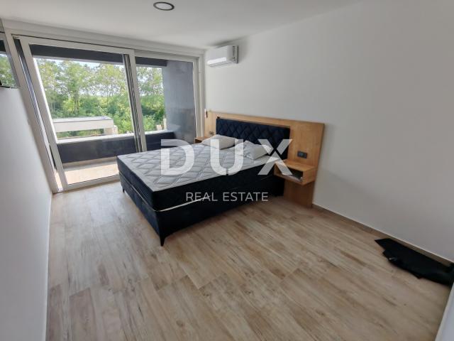 ZADAR, ZUKVE - Spacious semi-detached house with pool! New construction! B