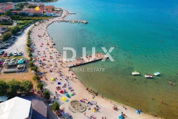 ZADAR, VIR - Prostrana kuća prvi red do plaže!