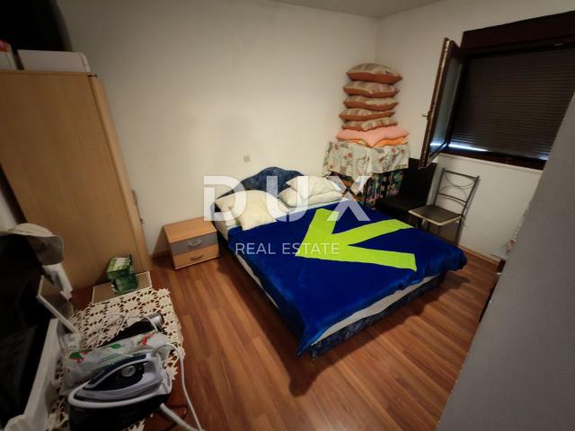 ZADAR, VIR - Kuća s čak 5 apartmana! 3 minute hoda udaljena od dviju plaža!