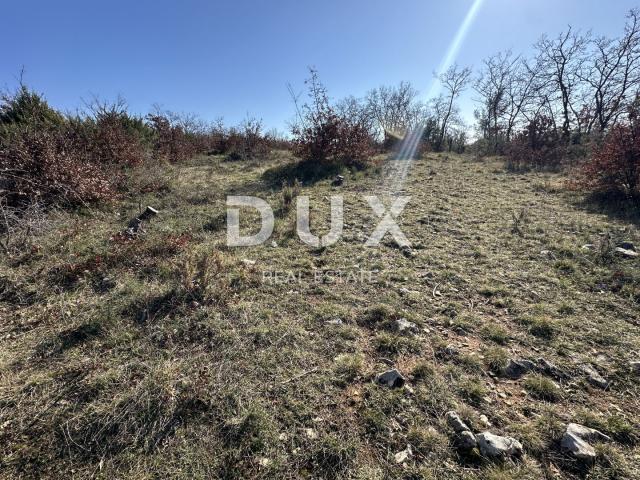 ZADAR, MURVICA - Građevinsko zemljište 650m² - Pravilan oblik - Pristupni put