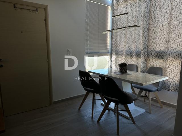 ZADAR, SUKOŠAN - Dvosobni stan sa krovnom terasom - Pogled na more!
