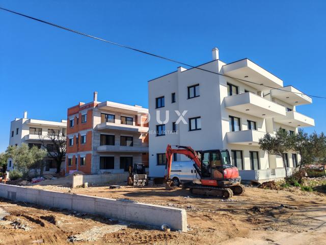 ZADAR, SUKOŠAN - Prekrasna novogradnja 200 metara od plaže s pogledom na more! B S5