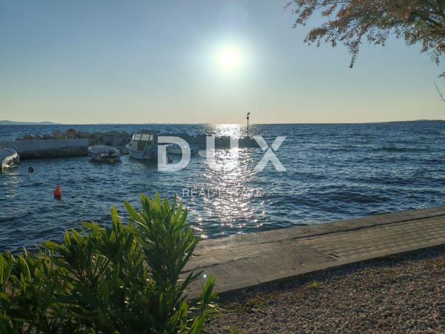 ZADAR, ZATON - Luxurious apartment 20m from the sea, S2