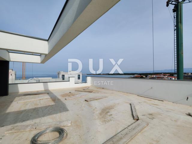 ZADAR, ZATON - Luksuzni penthouse s grijanim bazenom, prekrasnim pogledom na more, 30 metara od plaž