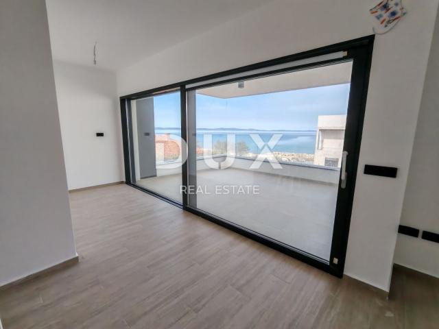ZADAR, ZATON - Luksuzni penthouse s grijanim bazenom, prekrasnim pogledom na more, 30 metara od plaž