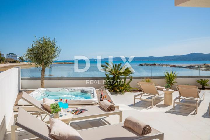 ZADAR, SUKOŠAN - Luksuzna vila prvi red do mora! B