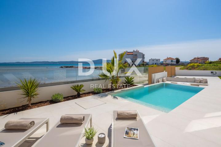 ZADAR, SUKOŠAN - Luksuzna vila prvi red do mora! B