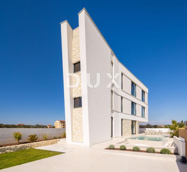ZADAR, SUKOŠAN - Luksuzna vila prvi red do mora! B