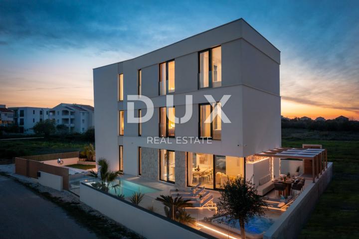 ZADAR, SUKOŠAN - Luksuzna vila prvi red do mora! B
