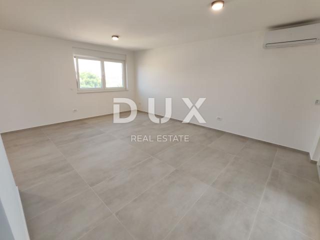 ZADAR, VIR - Komforan penthouse s pogledom na more 180 metara od plaže Jadro! BS3