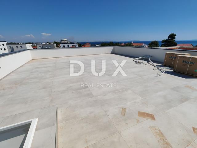 ZADAR, VIR - Komforan penthouse s pogledom na more 180 metara od plaže Jadro! BS3