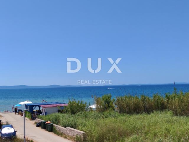 ZADAR, PRIVLAKA - New building 50 meters from the sandy beach with sea view! S4