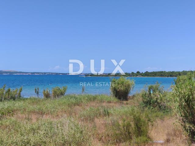 ZADAR, PRIVLAKA - New building 50 meters from the sandy beach with sea view! S4