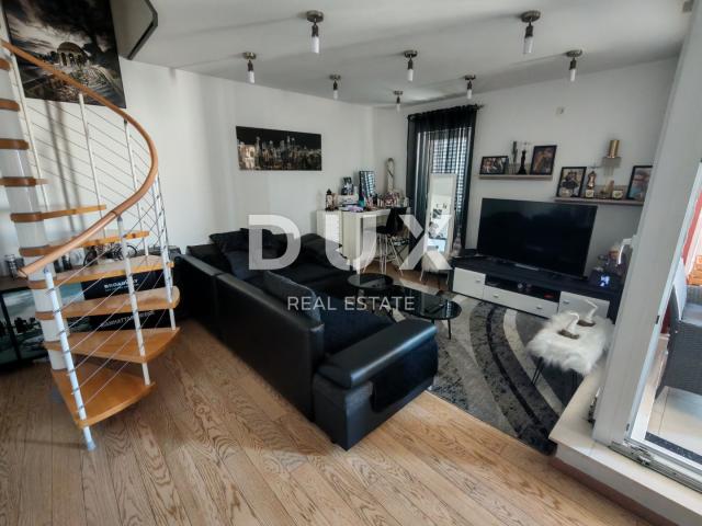 ZADAR, BORIK - Kompletno namješten dvoetažni stan s prekrasnim pogledom na more!