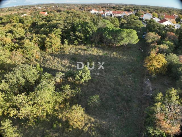 ZADAR, BRIŠEVO - Građevinsko zemljište 753 m2! 85 €/m2!
