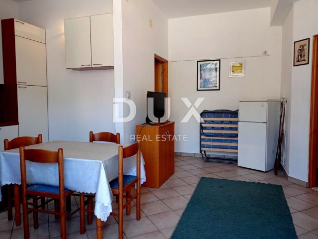 PAKOŠTANE - Prostrana katnica s tri apartmana