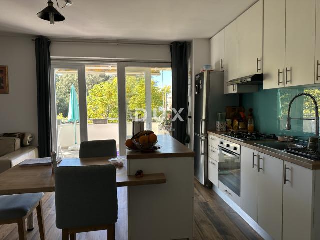 ZADAR, DIKLO – Atraktivan apartman s vrtom i pogledom na more!