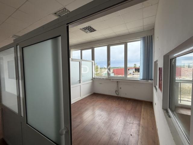 ZADAR, NOVI BOKANJAC - Commercial space 450m²-900m²!