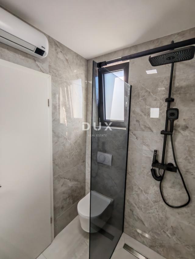 ZADAR, VRSI - Vrhunska dvojna kuća s pogledom na more i okućnicom! B