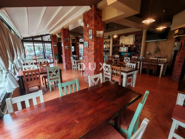 ZADAR, ZATON - Well-known, established restaurant in a busy location with a huge parking lot!