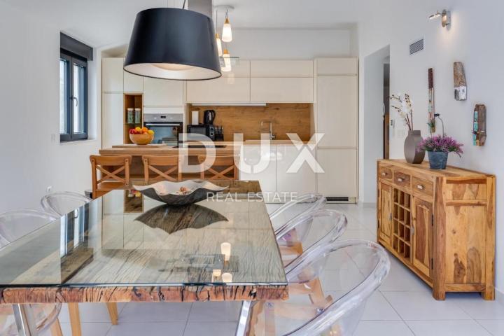 ZADAR, PRIDRAGA - Luksuzna vila s bazenom u blizini mora