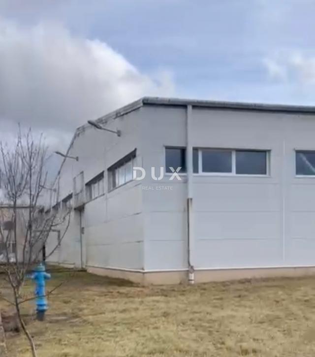 UDBINA - Investicijska prilika – Industrijska hala 3.524 m² na zemljištu 18.374 m² s energetskom inf