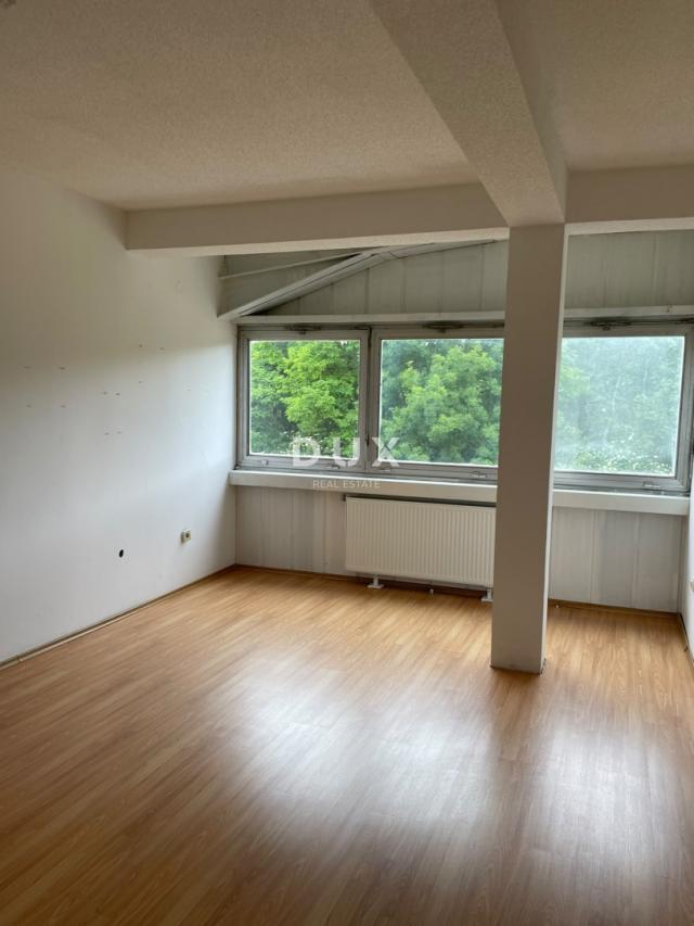 UDBINA - Investicijska prilika – Industrijska hala 3.524 m² na zemljištu 18.374 m² s energetskom inf