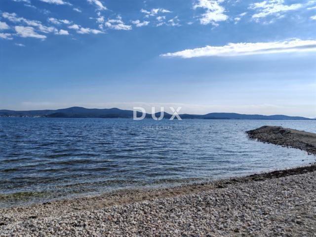 ZADAR, SUKOŠAN - Luksuzno namješten penthouse 50 m od plaže!
