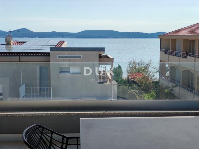 ZADAR, SUKOŠAN - Luksuzno namješten penthouse 50 m od plaže!