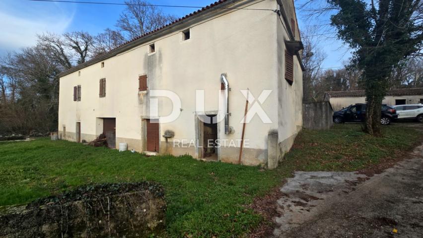 ISTRA, LABIN - Samostojeća kamena kuća