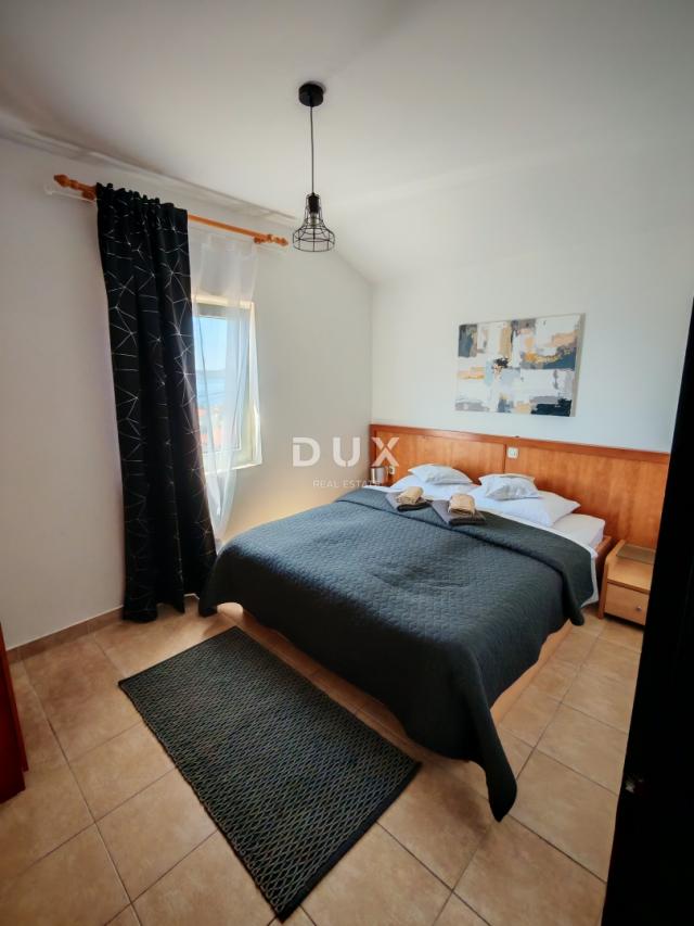 ZADAR, MASLENICA - Kuća s 4 apartmana, 10 spavaćih soba s pogledom na more!