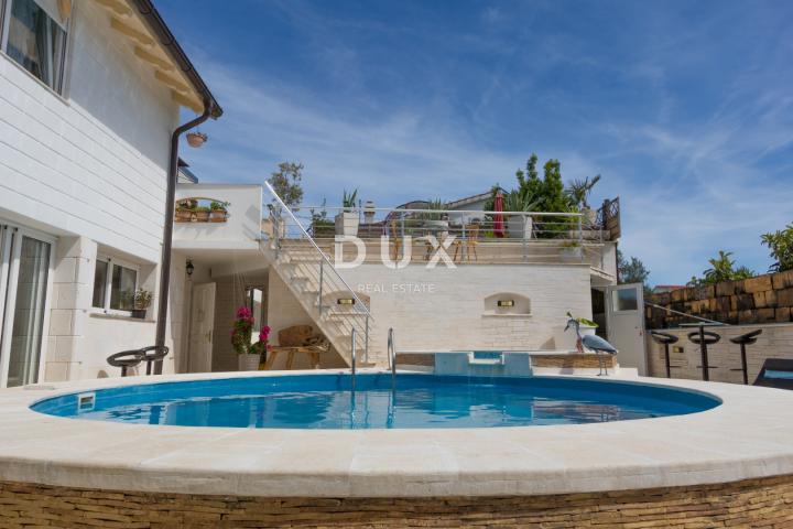 DALMACIJA, VODICE - Apartmanska kuća 