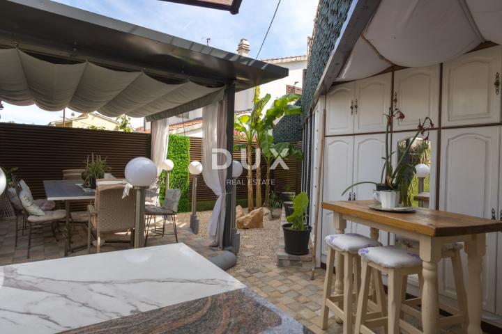 DALMACIJA, VODICE - Apartmanska kuća 