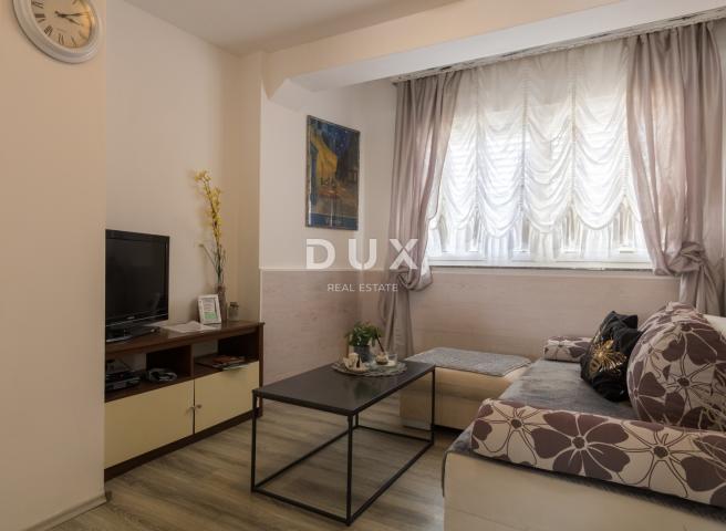 DALMACIJA, VODICE - Apartmanska kuća 