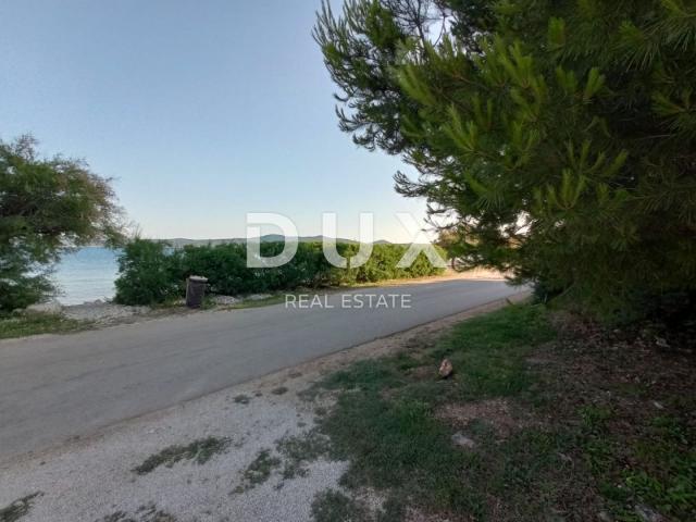 ZADAR, SUKOŠAN - Građevinsko zemljište 1. red od mora