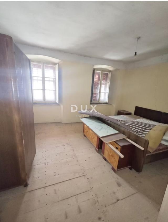 PELJEŠAC, DONJA BANDA - Kuća u nizu za adaptaciju