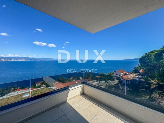 OPATIJA, CENTAR - veći stan u vrhunskoj novogradnji s garažom i panoramskim pogledom na more, TOP