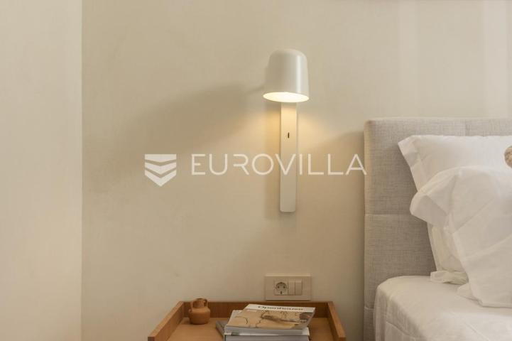 Istra, Labin, vrhunska moderna villa D, grijani bazen 48 m², 2365 m² uređene okućnice