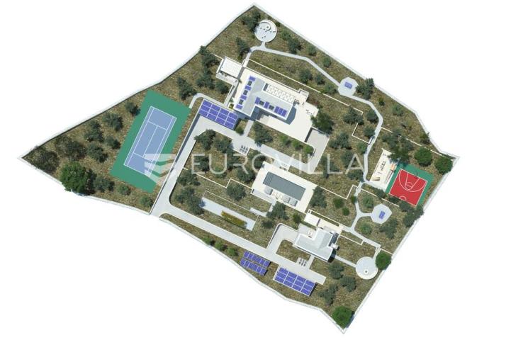 Pučišća, otok Brač, INVESTICIJA građevno zemljište ukupne površine 10.436 m² s građevinskom dozvolom