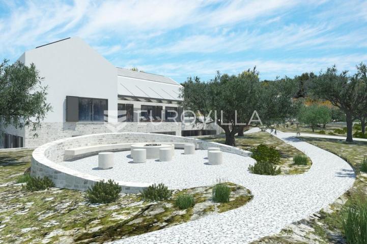 Pučišća, otok Brač, INVESTICIJA građevno zemljište ukupne površine 10.436 m² s građevinskom dozvolom