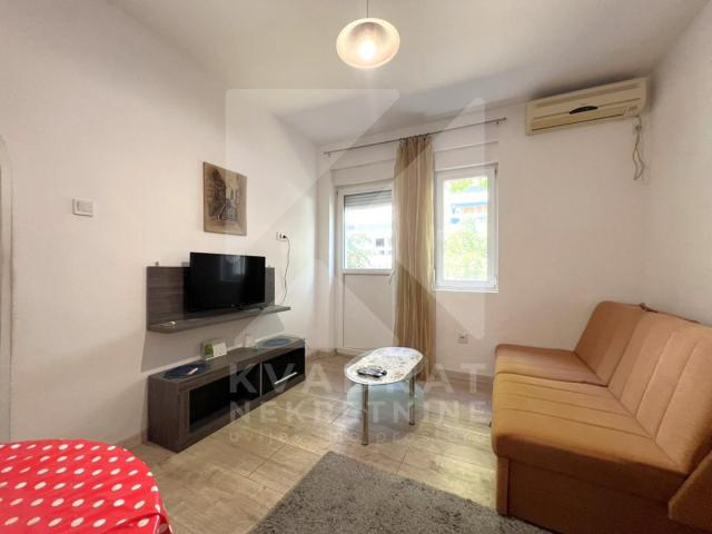 Izdavanje, Garsonjera, Podgorica, Centar, 20m2