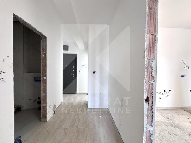 Prodaja, Dvosoban stan, Podgorica, Stari Aerodrom, 70m2