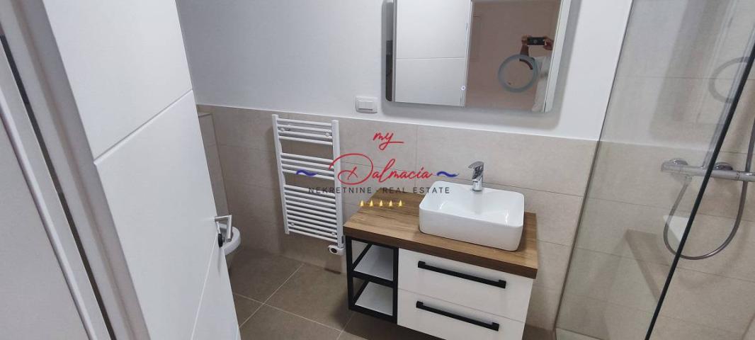 Vir, E4 Trosoban apartman sa pogledom na more 